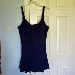 Navy blue Lands End women’s swimming suit 24W